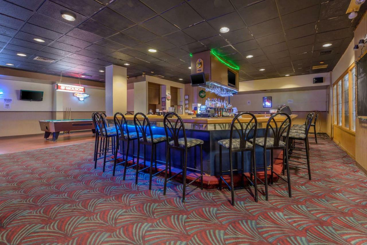 At - Hershey & Manheim Area